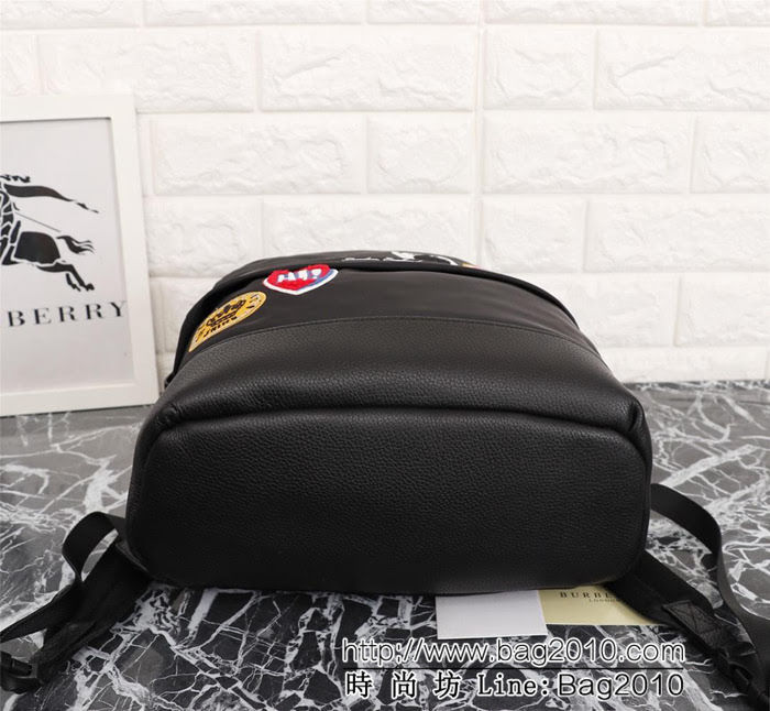 BURBERRY巴寶莉 新款 皇冠勳章裝飾 雙肩背包 流水線最新訂單 旅遊必備品 3681  Bhq1071
